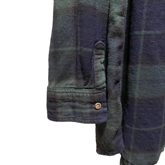 Liz Lang Maternity, Long Sleeve, Plaid, 1/2 Button Top.  Size XXL - Picture 3 of 5